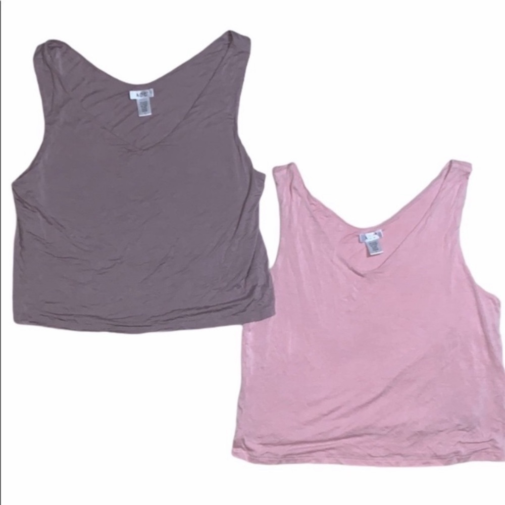 3/$30 Adc neutral crop top duo